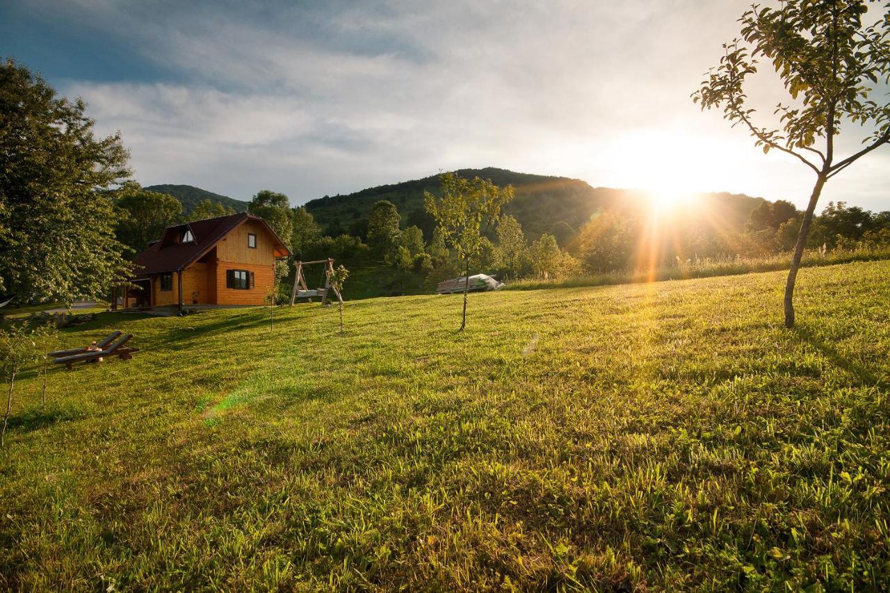 Father'S Land Раковица Экстерьер фото